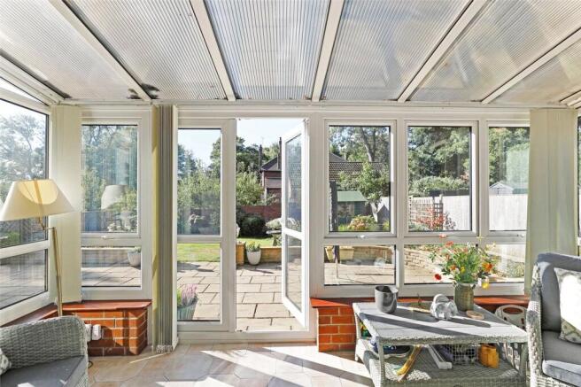 4 bed Terraced for sale Image 4