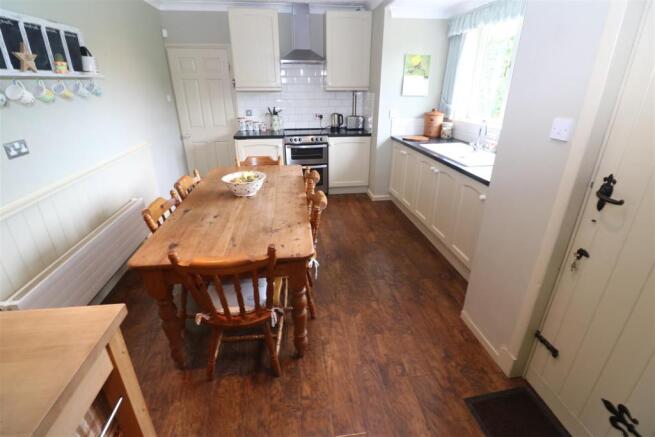 Kitchen / Breakfast Room