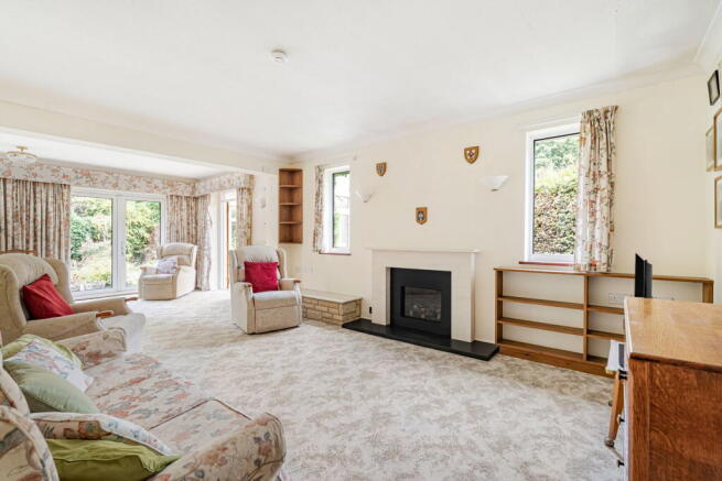 Linersh Drive, Bramley, Guildford, GU5 0EJ photo 4