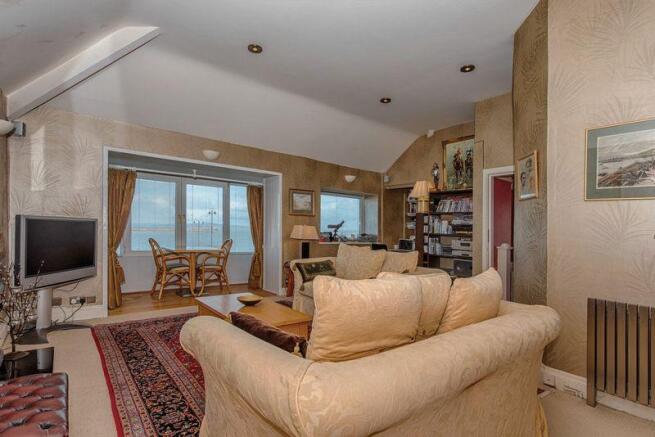 1st Floor Lounge
