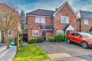 10a, Heather Hill Close, Reading RG6 7EF