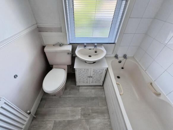 2 bed Terraced for sale Image 9