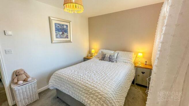 Colliers Way, Holmewood
