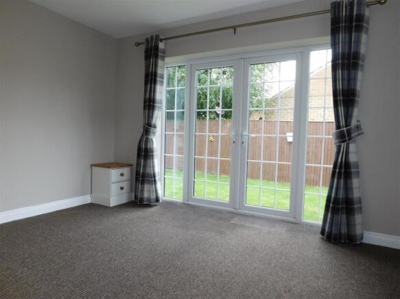 rear bedroom.JPG