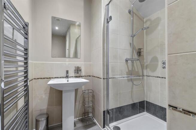 1 bed Apartment for sale Image 10