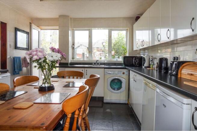 Kitchen/Breakfast