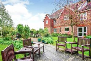 38, St Rumbolds Court, Buckingham Road, Brackley NN13 7BF