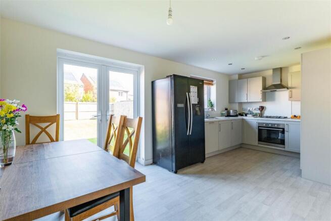 Kitchen/Dining Room