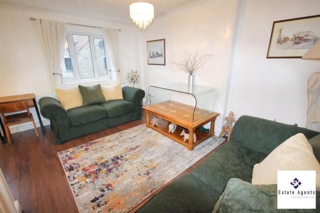 4 bed Semi-Detached for sale Image 12