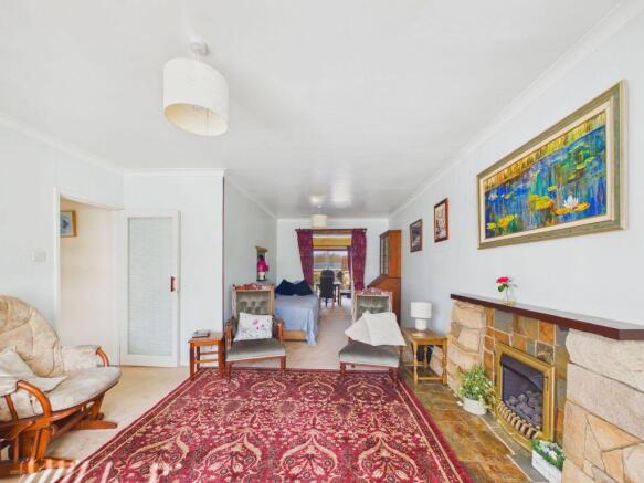 4 bed Detached Bungalow for sale Image 5