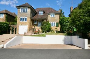 White Stones, Pheasant Walk, Chalfont St. Peter, Chalfont St Peter SL9 0PW