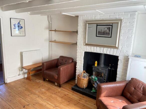 Lounge a.jpg