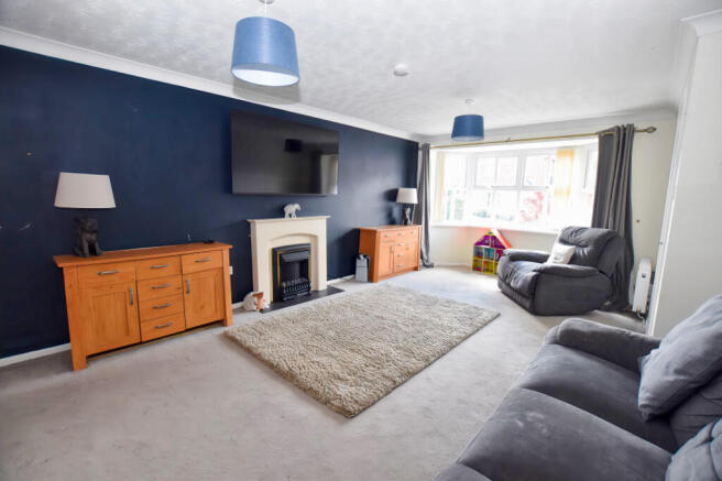 Lounge 1