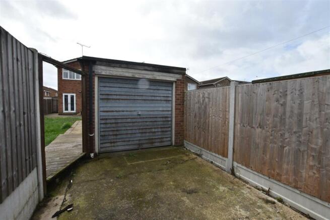 Detached Garage