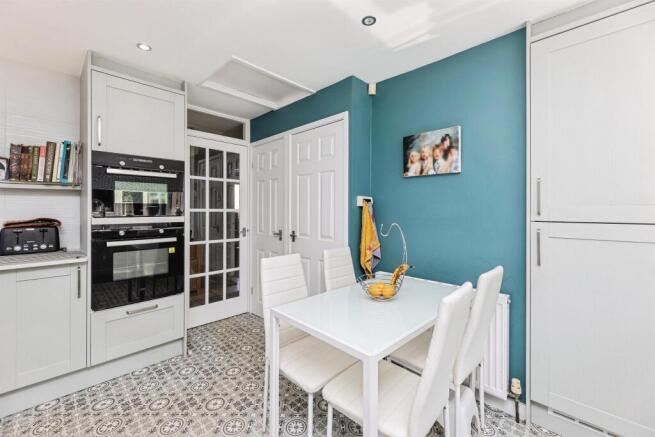 2 bed Detached Bungalow for sale Image 6