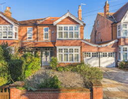 41, Wellington Road, Pinner HA5 4NF