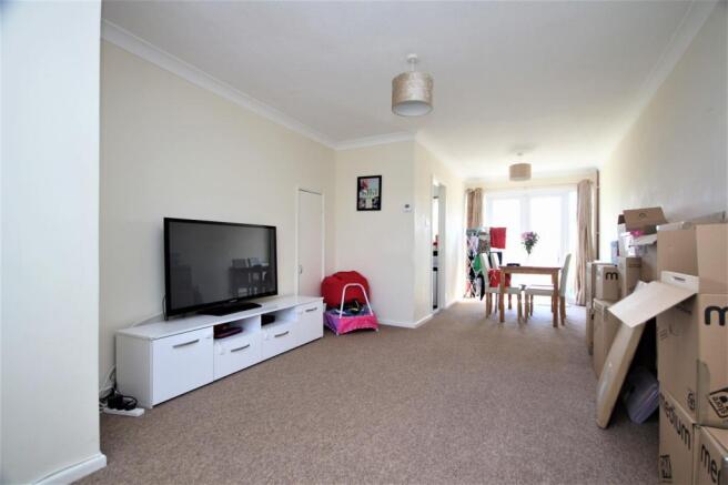 Living / Dining Area