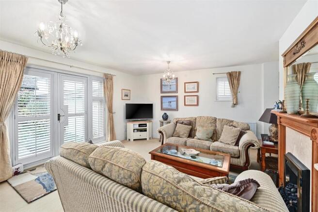10 Jarretts Close TN31 (3)