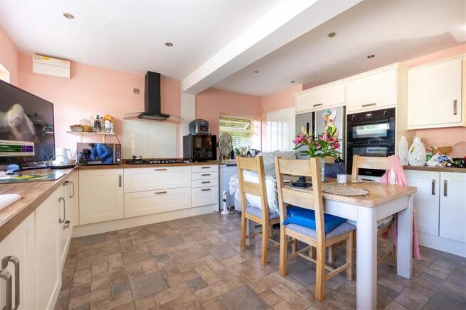 10 Campbells Green 15.jpg