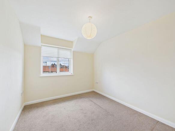 2 bed Flat for sale Image 5