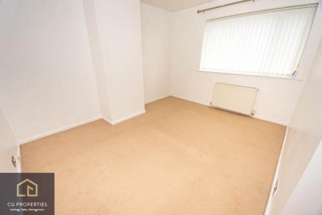 3 bed Semi-Detached for sale Image 9