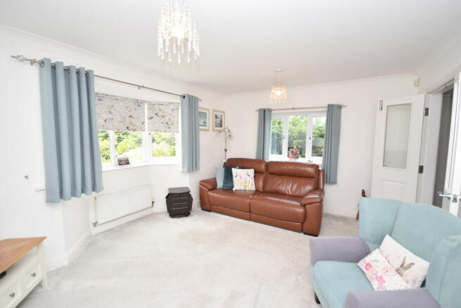 Marley Grove, Whitchurch photo 4