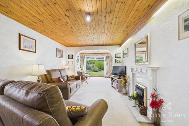 3 bed Bungalow for sale Image 5
