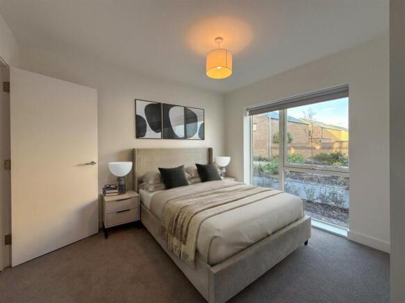 Bedroom 1_.jpg
