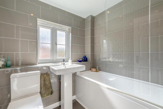 8662998-interior16.jpg