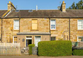 7, Fair-a-far Cottages, Whitehouse Road, Cramond, Edinburgh EH4 6PQ