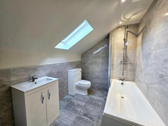 3 bed Barn Conversion for sale Image 9