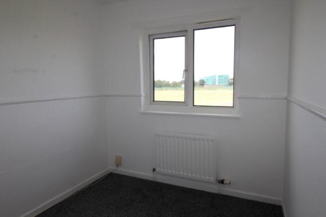 3 bed Terraced to rent Image 9