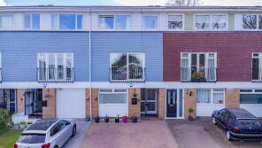 79, Broadheath Drive, Chislehurst BR7 6EU