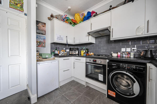 1424866-7-69aace6...