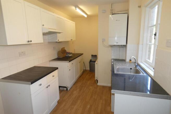 Kitchen.JPG