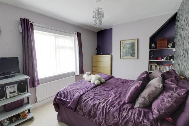 bed 1a.jpg
