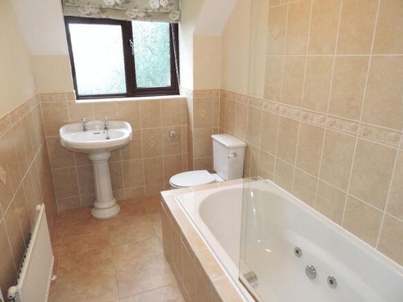 En-suite to ma...
