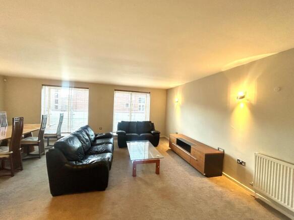 open plan living/kitchen area