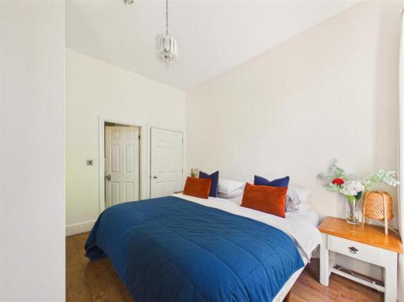 1 bed Apartment for sale Image 7