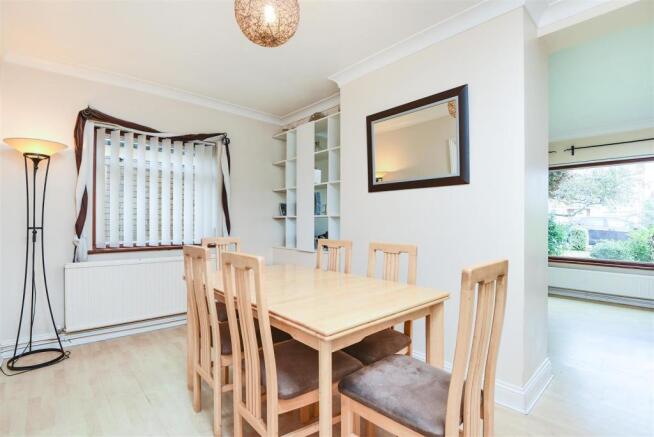 Dining Area.jpg