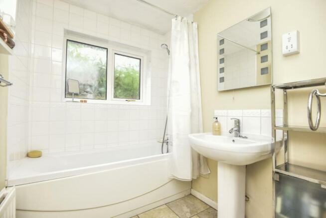 A BATHROOM DSC_8940.