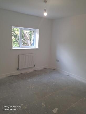 4 bed Detached to rent Image 12