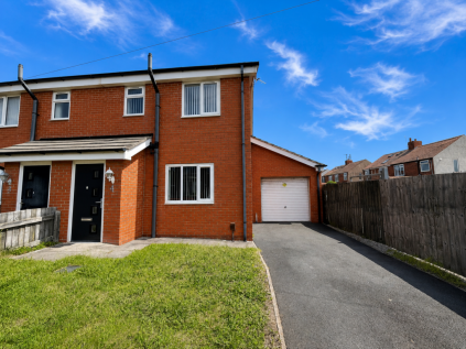 Abbey Close, South Shore, FY4