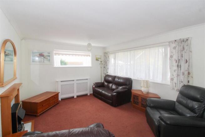 Hurdis Road, Seaford photo 4