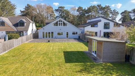 Lions Lane, Ashley Heath, Ringwood, BH24