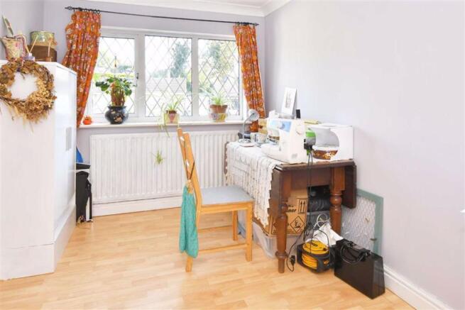 ADJOINING SITTING AREA