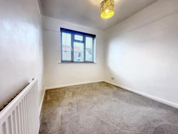 Edwards Avenue, Ruislip, HA4 photo 4