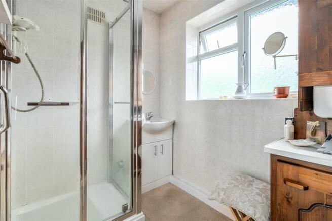 40 Rowlands Crescent-4_lo.jpg