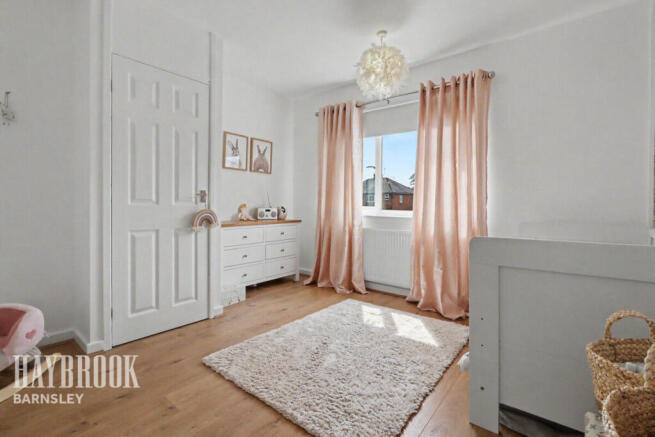 3 bed Semi-Detached for sale Image 12