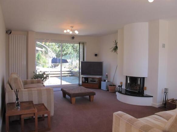 Sitting Room.JPG